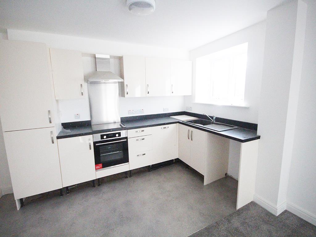 2 bedroom apartment To Let in Earby - IMG_5419.jpg